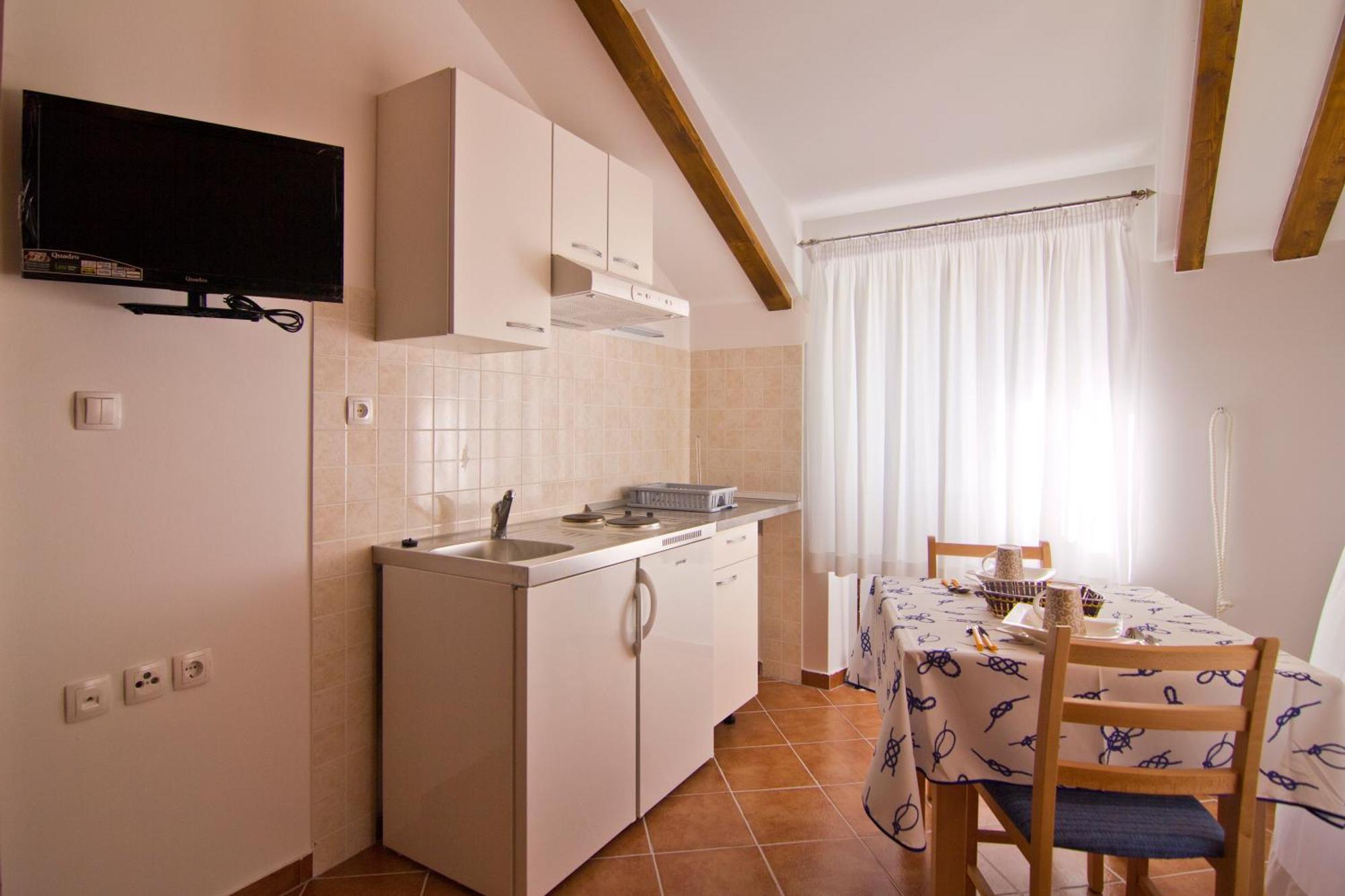 Apartments Donika 코미자 외부 사진